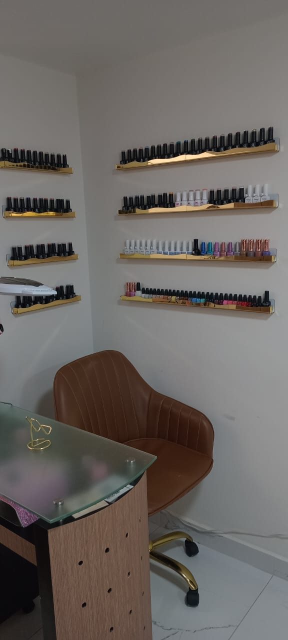 Servicio a domicilio — Art & Nails